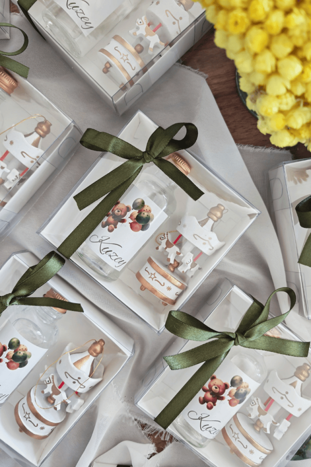 Atlı Karınca & Cam Şişe Kolanya Kutulu Set Bebek Hediyelik