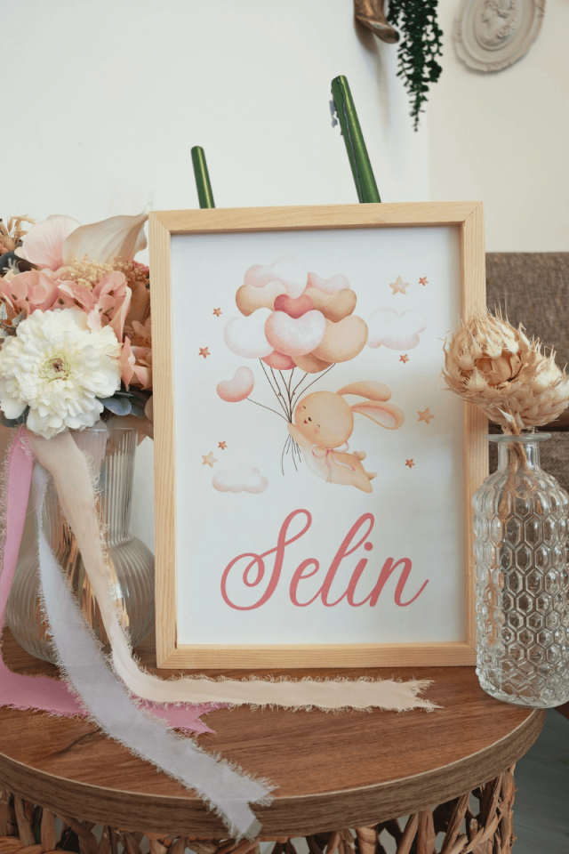 Kız Bebek Kapı Süsü / Pano