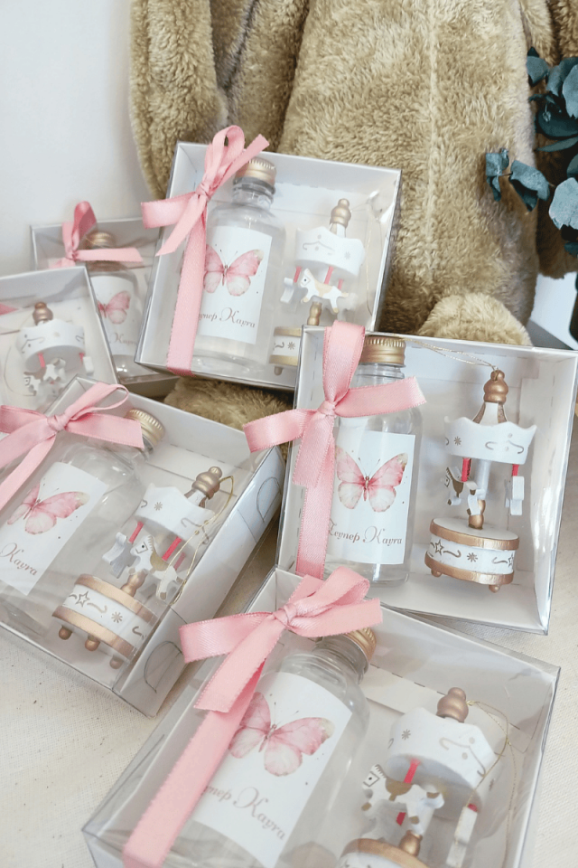 Atlı Karınca & Cam Şişe Kolonya Kutulu Set Kız Bebek Hediyelik