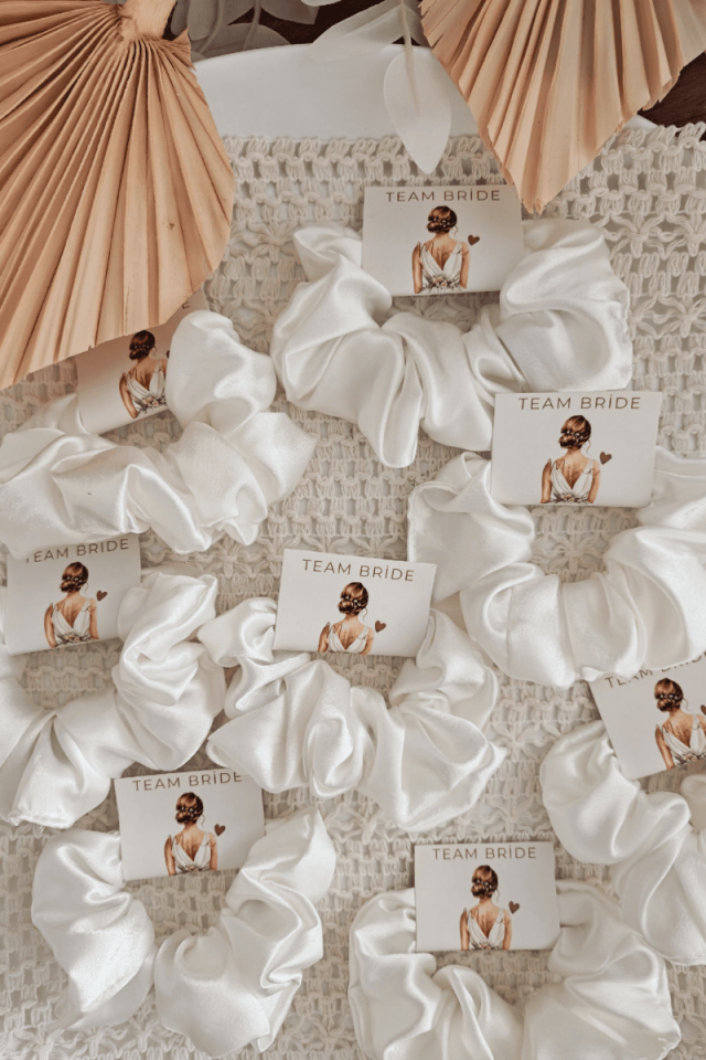 Bride Hediyelik Toka