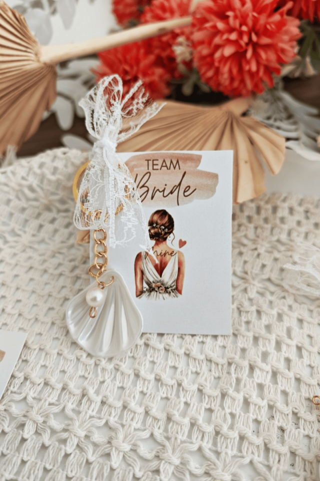 Bride Hediyelik Anahtarlık