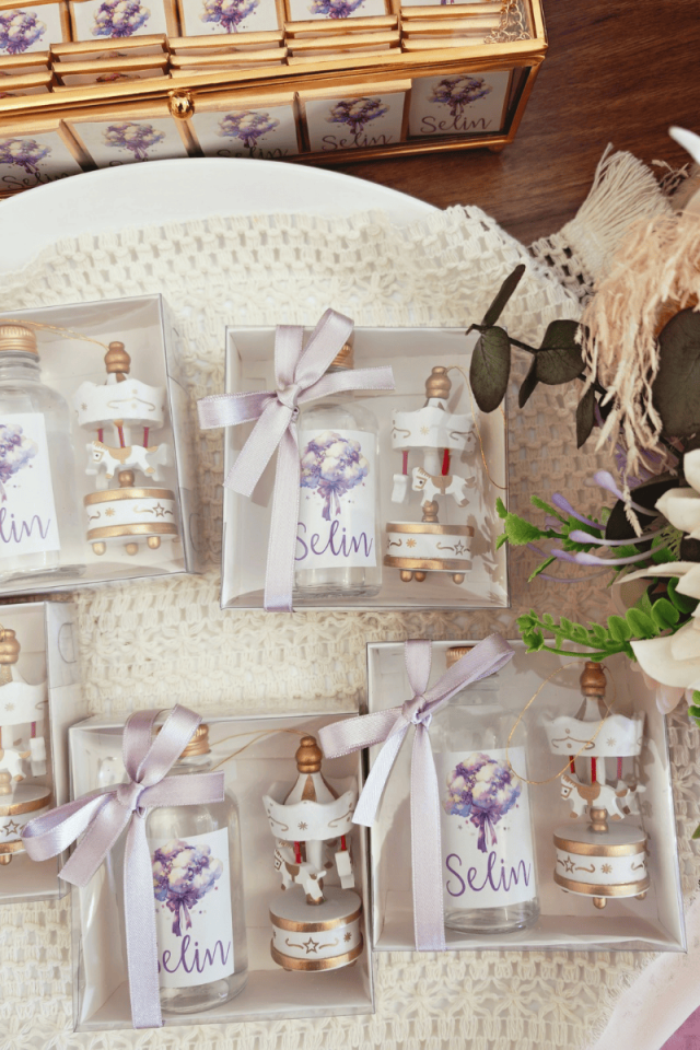 Atlı Karınca & Cam Şişe Kolanya Kutulu Set Bebek Hediyelik