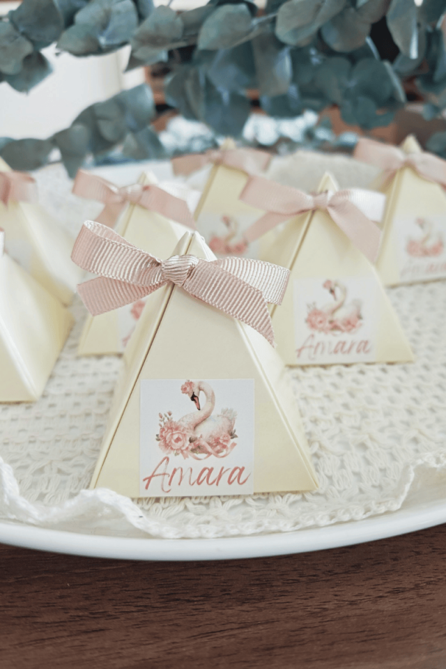 Kuş Lokumlu Piramit Kutu Bebek Hediyelik