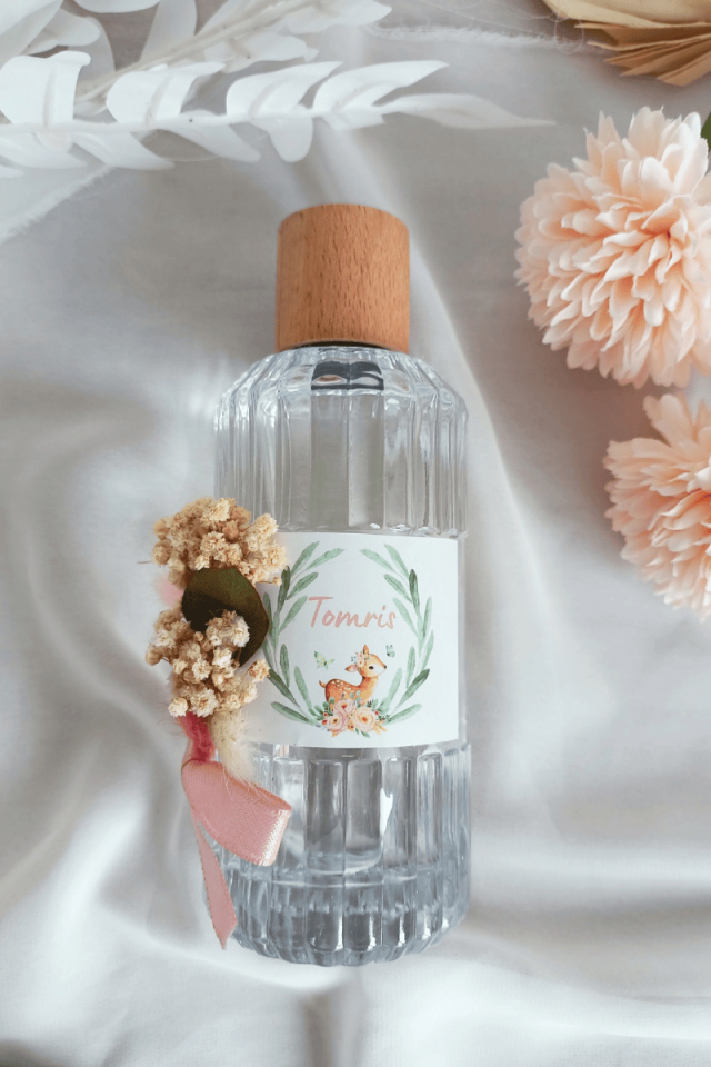 Kız Bebek Çiçek Süslemeli Büyük Boy İkramlık Kolonya