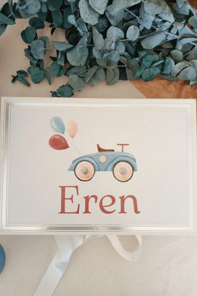 Diktörtgen Mukavva Kutuda 200' lü Madlen Çikolata