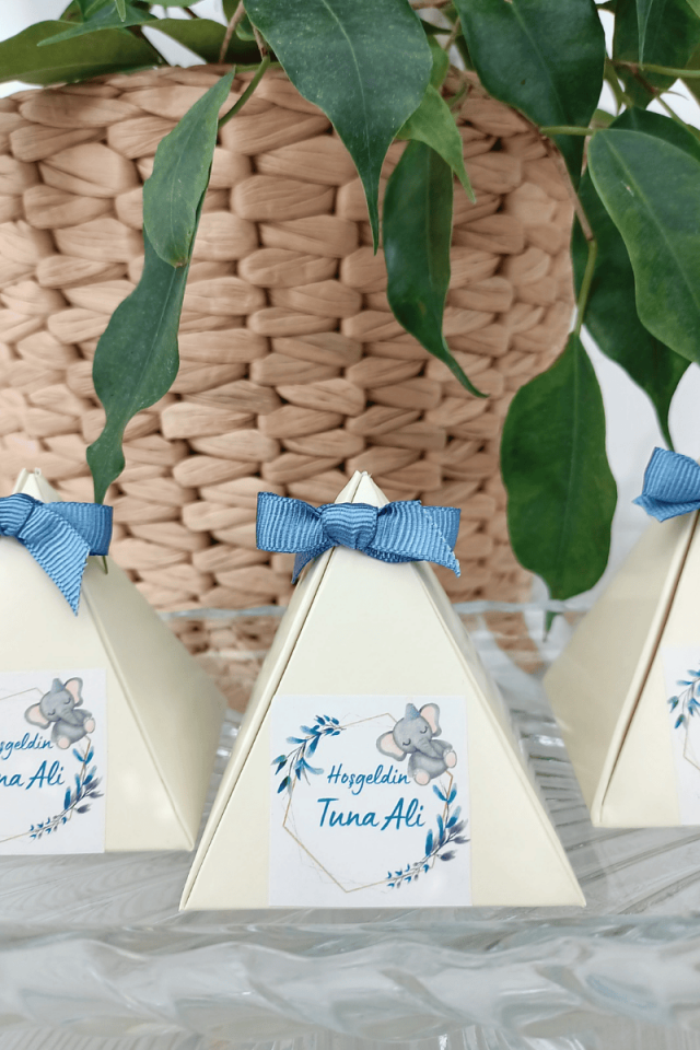 Kuş Lokumlu Piramit Kutu Bebek Hediyelik