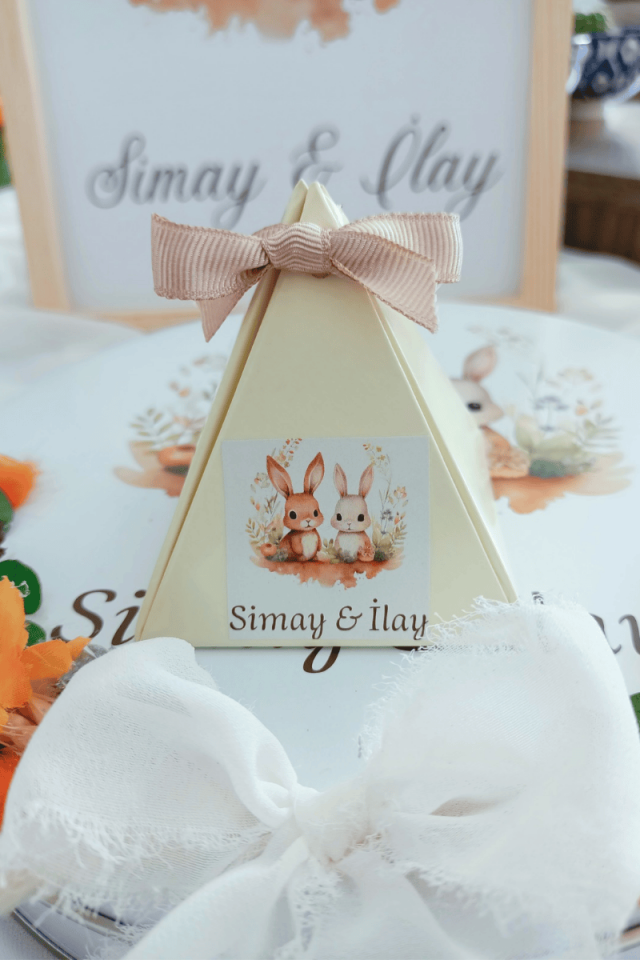 Kuş Lokumlu Piramit Kutu Bebek Hediyelik