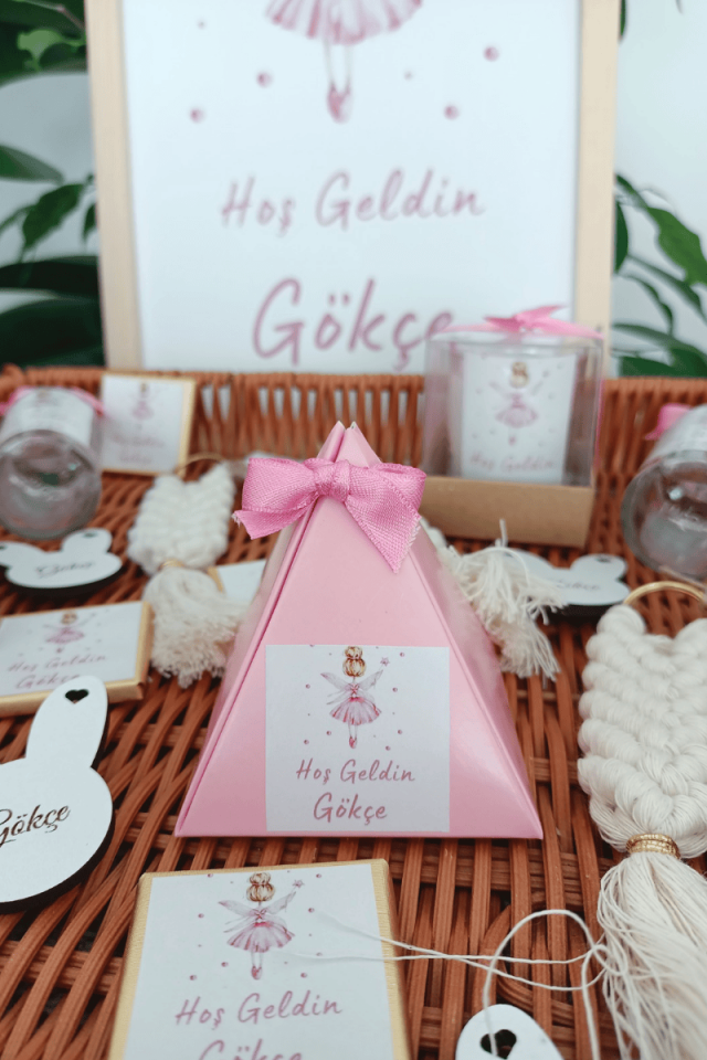 Kuş Lokumlu Piramit Kutu Bebek Hediyelik